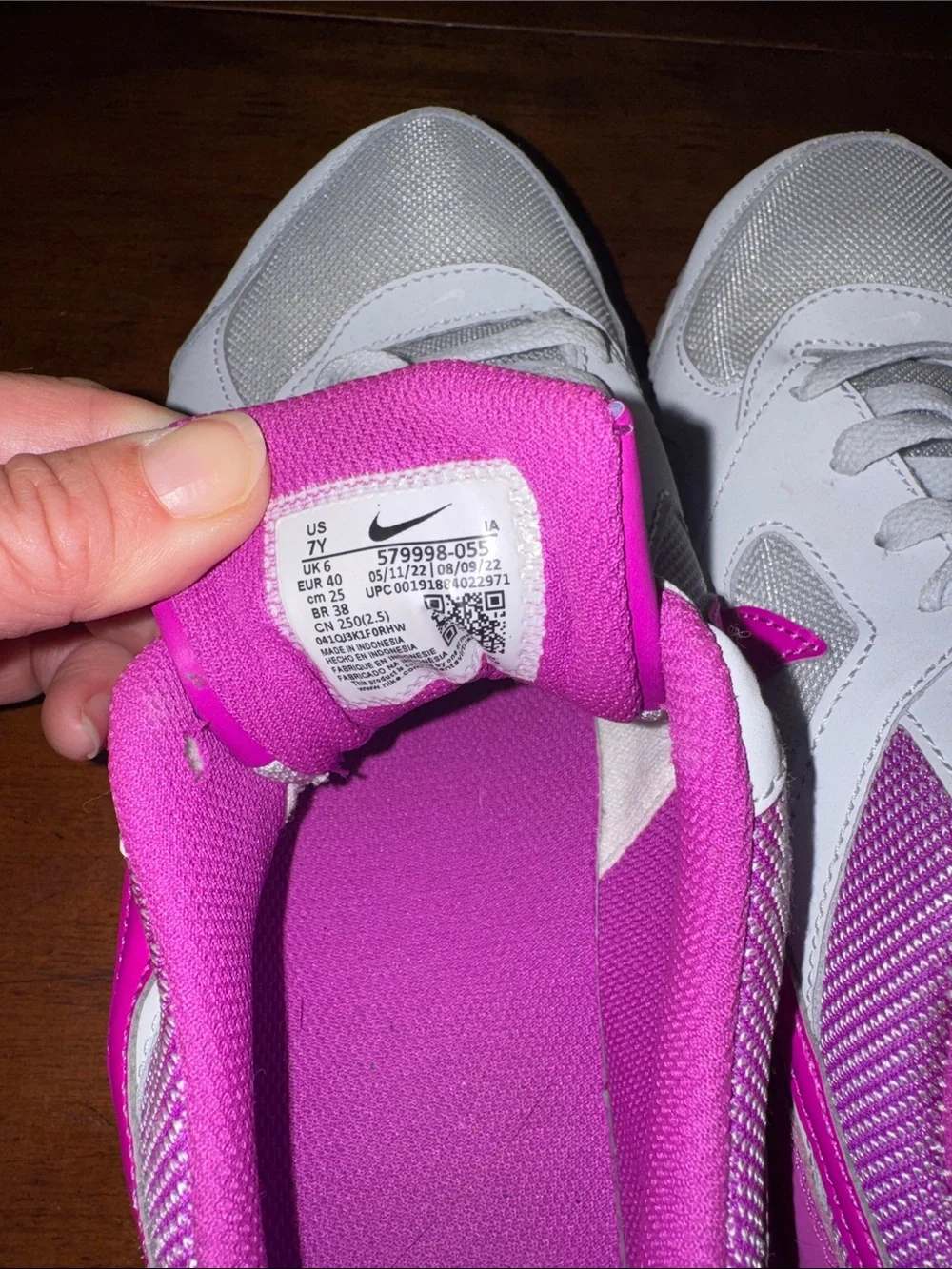 Nike White and Hot Pink Women's Athletic Shoes